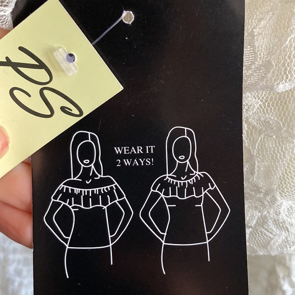 Lace top - Picture 2 of 5